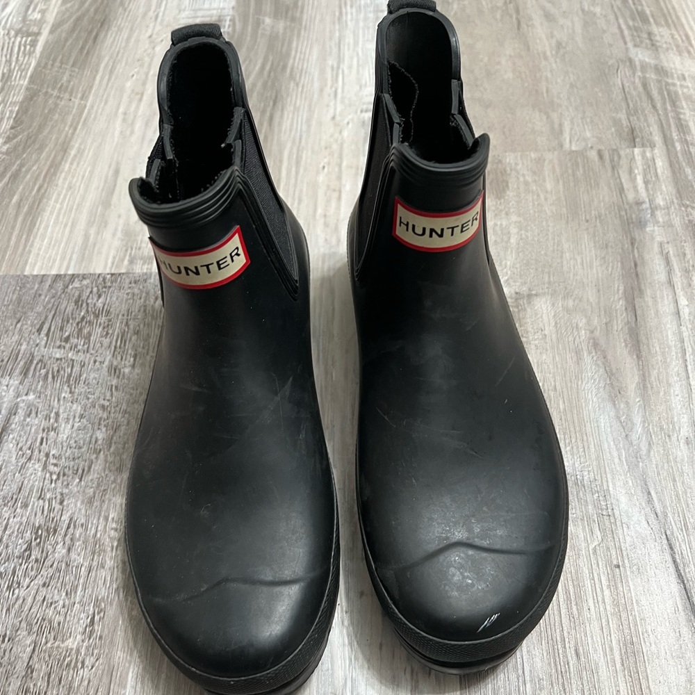 Hunter booties black waterproof rain boots